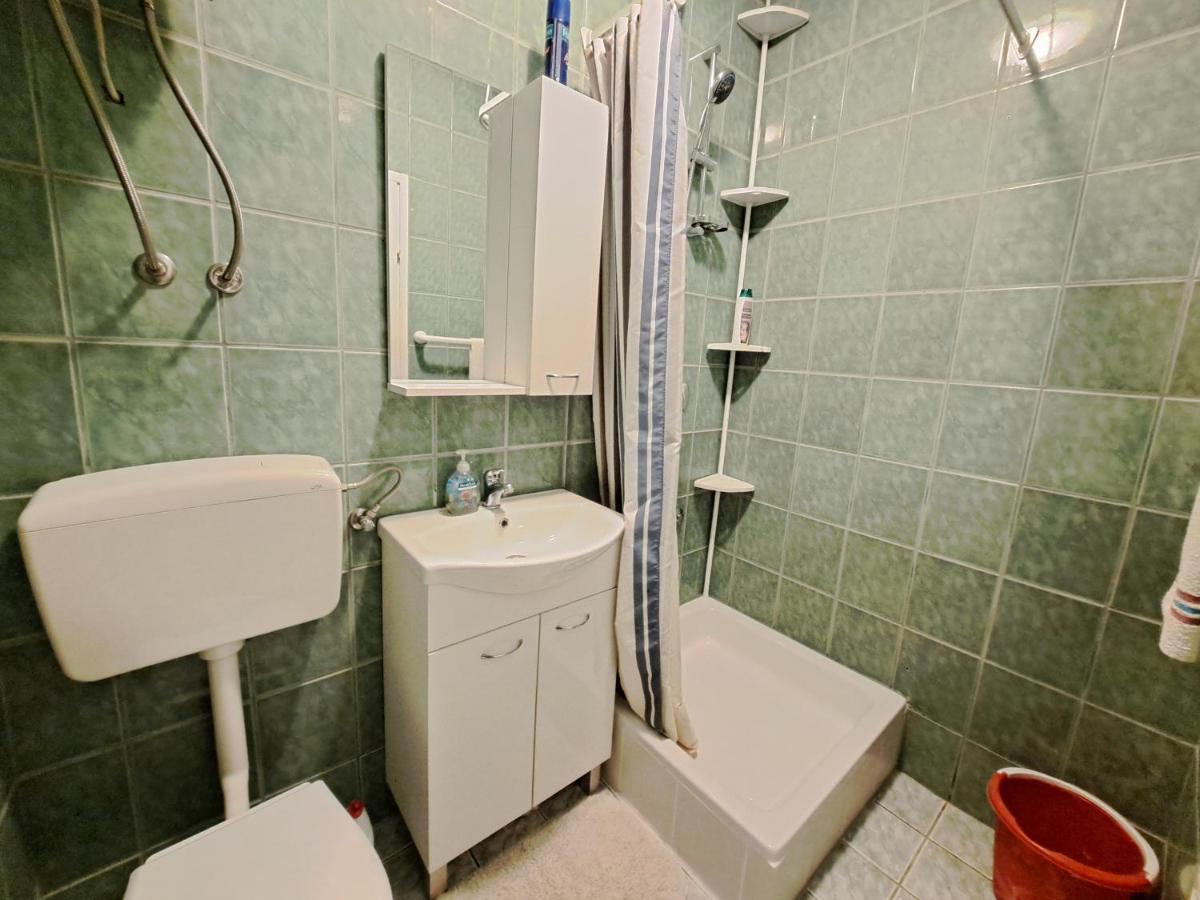 Apartmani Postonjski بريفلاكا المظهر الخارجي الصورة